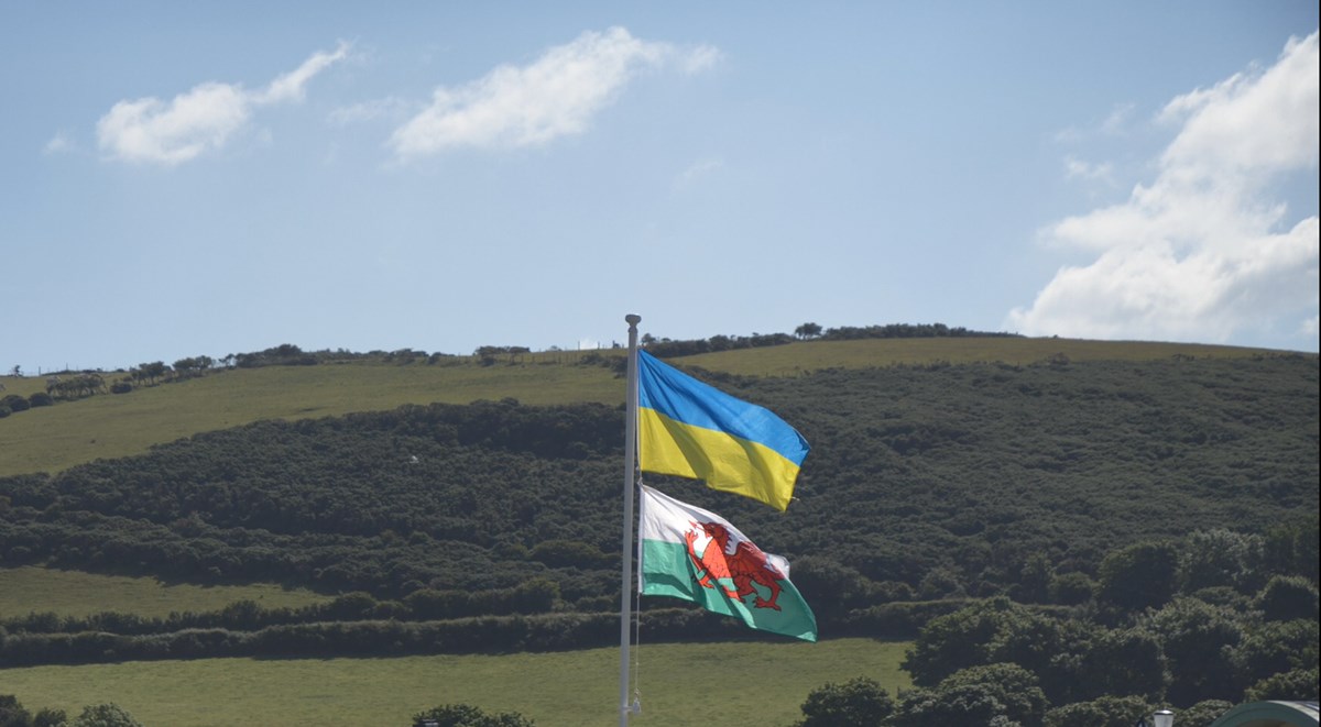 Wales and Ukraine flags flying together-3