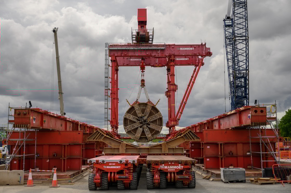 TBM Emily lifted at Green Park Way tunnel shaft 26th July 2025-14