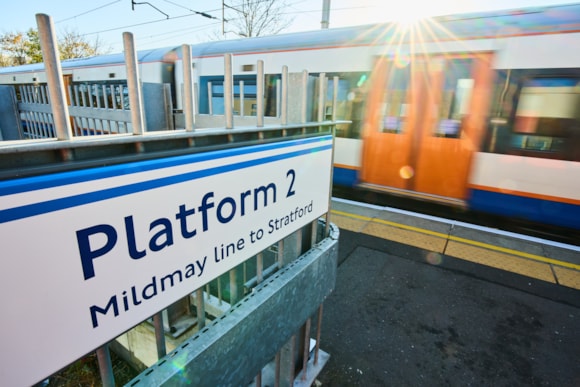 TfL Image - Platform sign at Hackney Wick station
