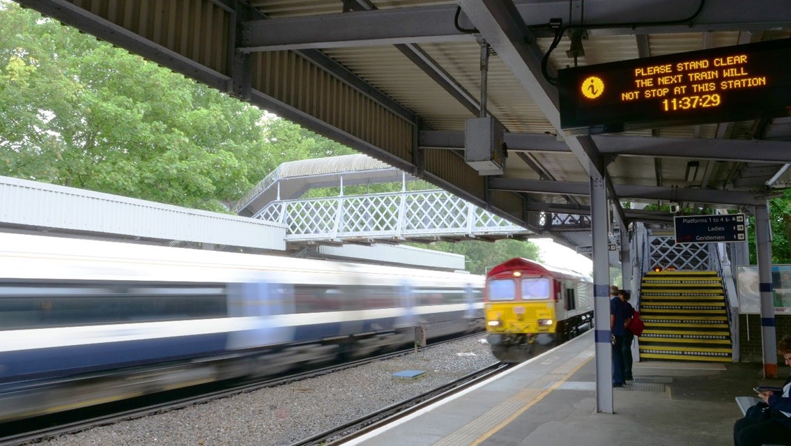 Kent rail passengers to benefit from £10m project to improve passenger information systems: Kent CIS 1