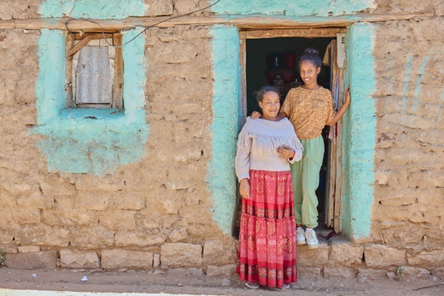 Lydia and Shewit Mary's Meals