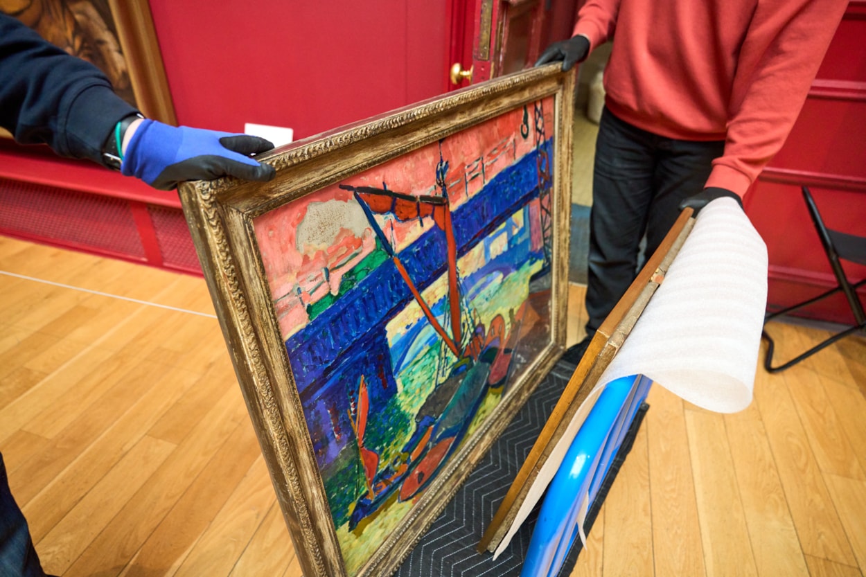 Sotheby's Loan: Barges on the Thames will be on display in Sotheby’s London until July 5 before returning to Leeds later this summer. The Sotheby’s exhibition is part of a collaboration with ArtUK and has been created to help celebrate 200 years of the National Gallery.
Experts in Leeds carefully packed the stunning painting before sending it off to Sotheby’s, where it will be part of London: An Artistic Crossroads which displays twelve artworks from the UK's leading institutions, whose creators were inspired by their time in London. Credit Rob Battersby