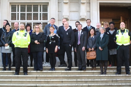 hackneycouncilsupportswhiteribbonday.jpg