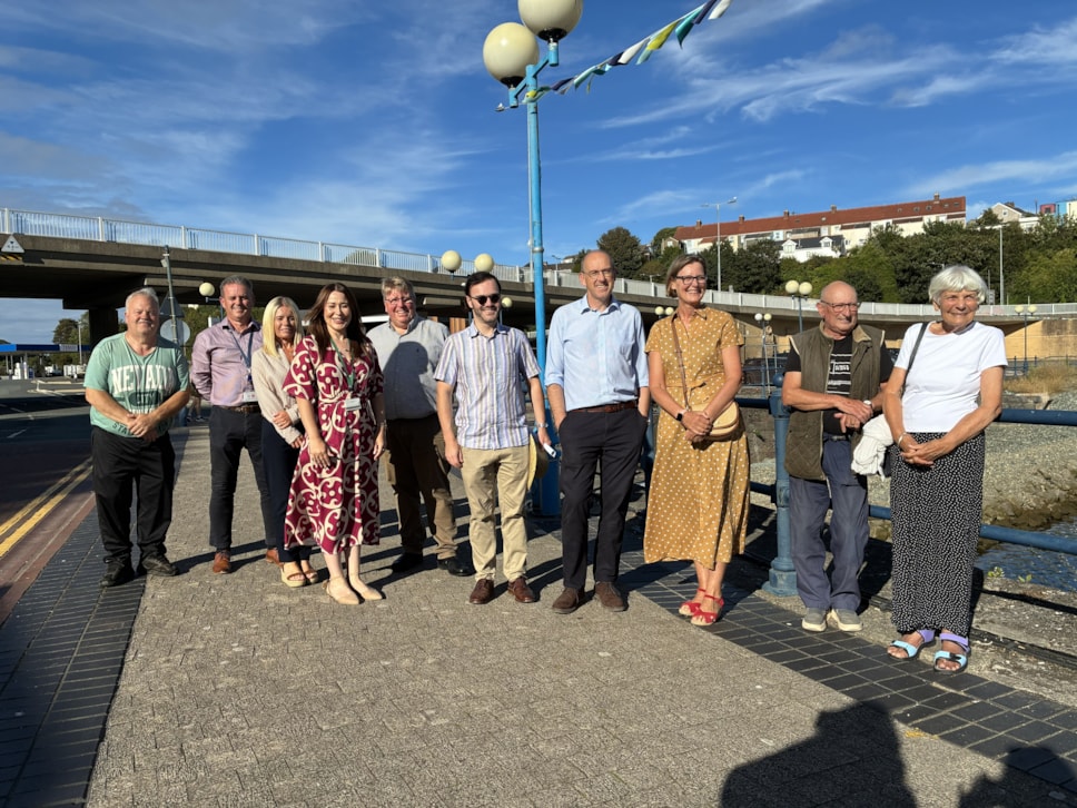 CMRRS meets residents at Milford Haven flood defences 17/08/26