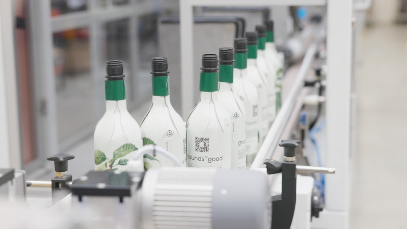 Siemens partners with Frugalpac to scale world’s only commercially available paper bottle for wines, spirits and edible oils: FBAM-2
