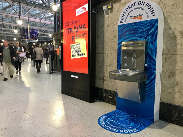 Passengers can now tap-in to free water at Scotland’s biggest stations: IMG 6375