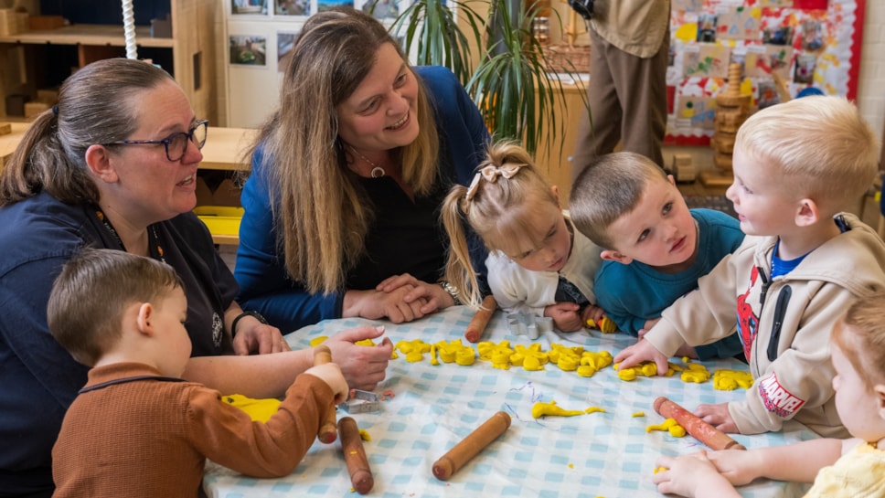 Sioned Williams Gofal Plant Childcare1