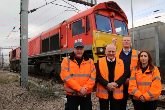 Rail Minister meets young train drivers