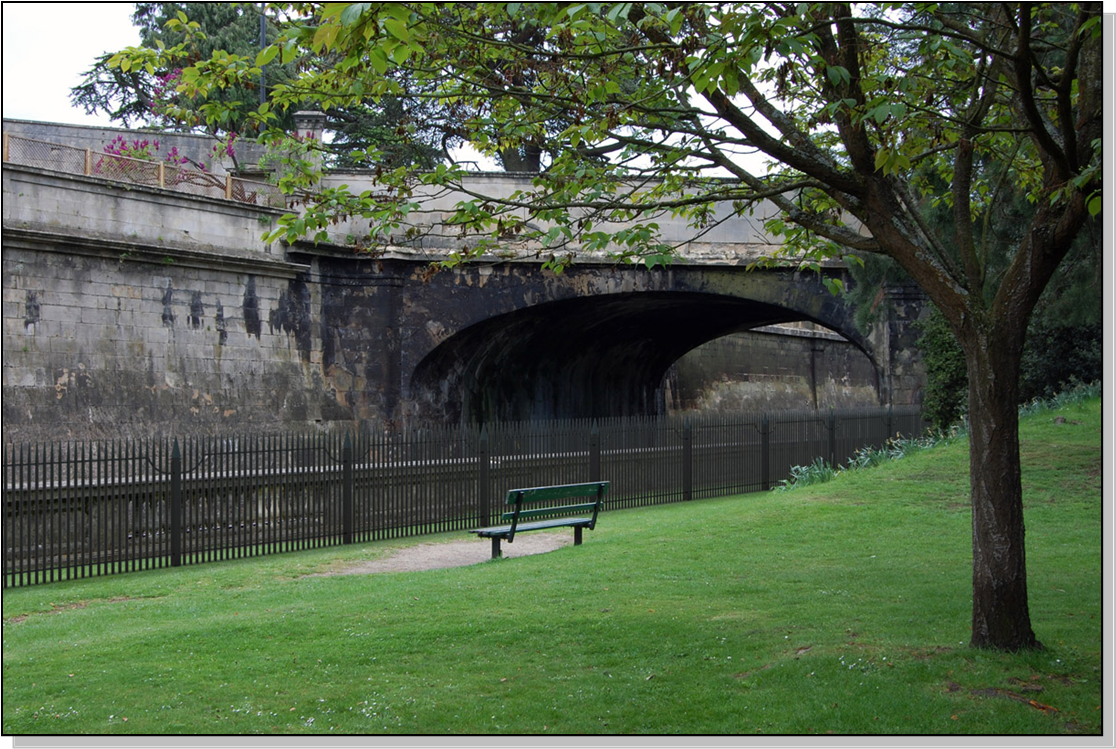 Proposed new fencing for Sydney Gardens - Victorian style: Community votes for favourite fencing to secure railway at Sydney Gardens in Bath