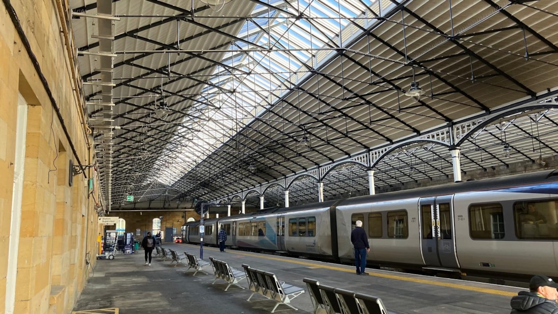 Scarborough roof - inside trainshed 3
