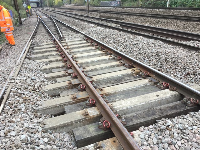 Work taking place to repair a broken rail at Hendon