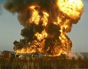 Amoco Refinery Fire 01-2: Amoco Refinery Fire 01-2