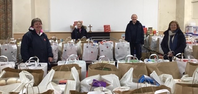 Foodbank donation 161220 cropped
