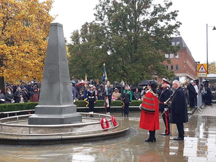 Mayor of Dudley and deputy lieutenant lay wreaths at Dudley Cenotaph