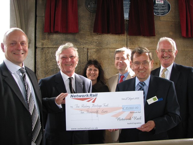 Cheque presentation 21 August 09