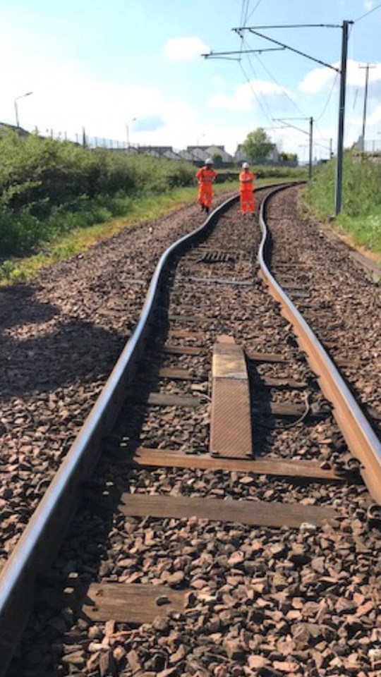 Network Rail prepares for soaring temperatures: Buckled rails at Wishaw near Glasgow - 28 May 2018