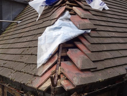 Damage caused to a roof during fraudulent work carried out by the companies of Ricki Paul Warby (picture copyright of GGB Surveyors) 2