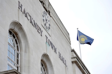 thecommonwealthflagfliesovertownhall.jpg