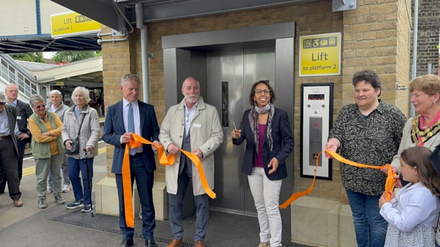 Munira Wilson, MP for Twickenham, cuts the ribbon to open the new lifts at Teddington: Munira Wilson, MP for Twickenham, cuts the ribbon to open the new lifts at Teddington