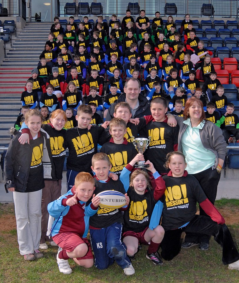 Tag tournament players with Wendy Smith and Iain Coucher: Players in the Tag rugby tournament at Doncaster Knights on 28 March 2009 with Iain Coucher, chief executive of Network Rail and Wendy Smith whose son was killed on the railway near Leeds