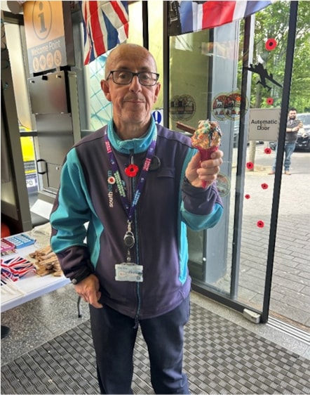 A colleague with a melting ice cream