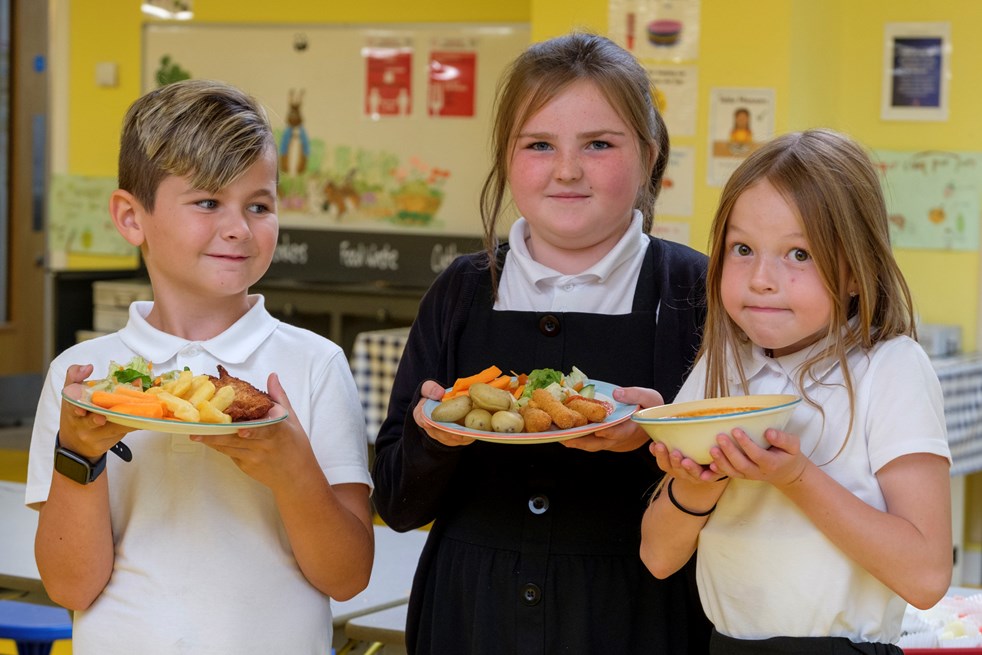 Free school meals rolled out to P4 pupils