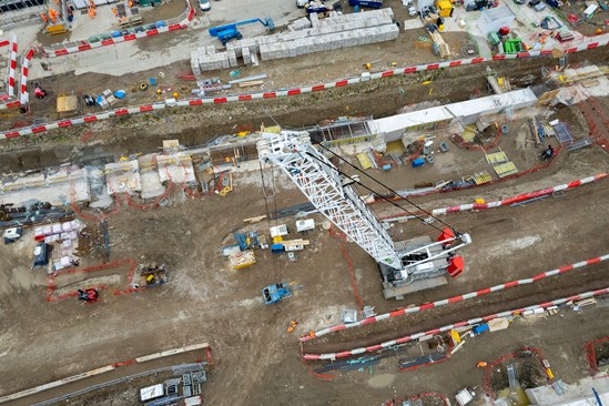 New electric crawler crane at Old Oak Common site