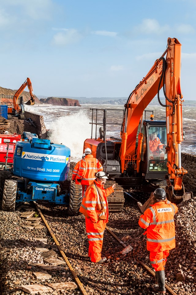 Work continues at Dawlish