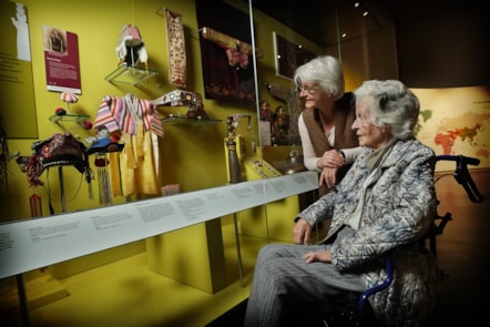 Mary Davidson Smith, 104, with curator Dr Friederike Voigt. Photo © Stewart Attwood (1)