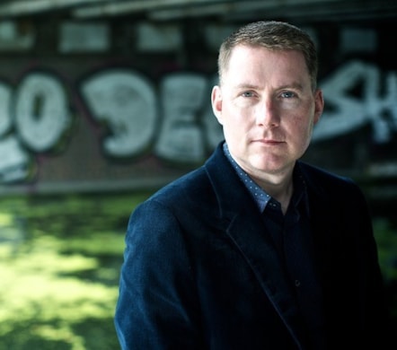 Author M J Arlidge