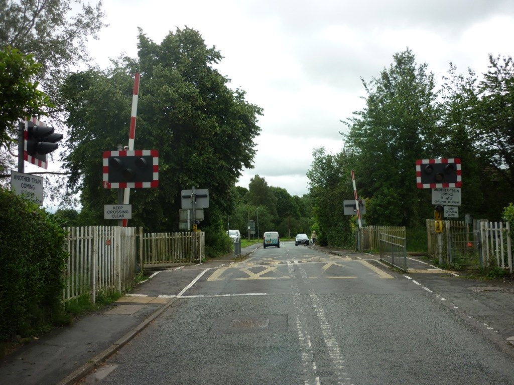Young people warned of the dangers of playing on the railway following near miss at a Cheshire level crossing: Shrewbridge Road level crossing-2