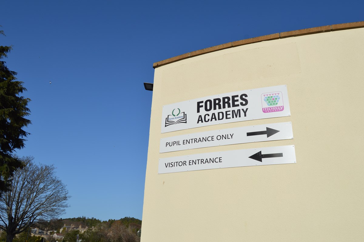 Forres Academy entrance sign-2