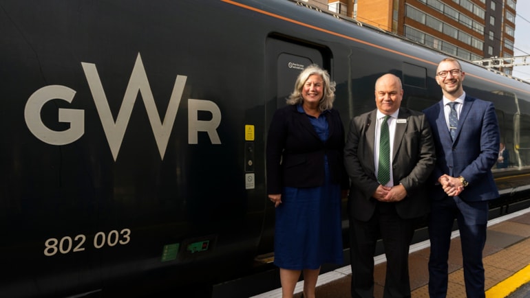 Daily direct services between Bristol, Swindon and Oxford return after 23-year absence