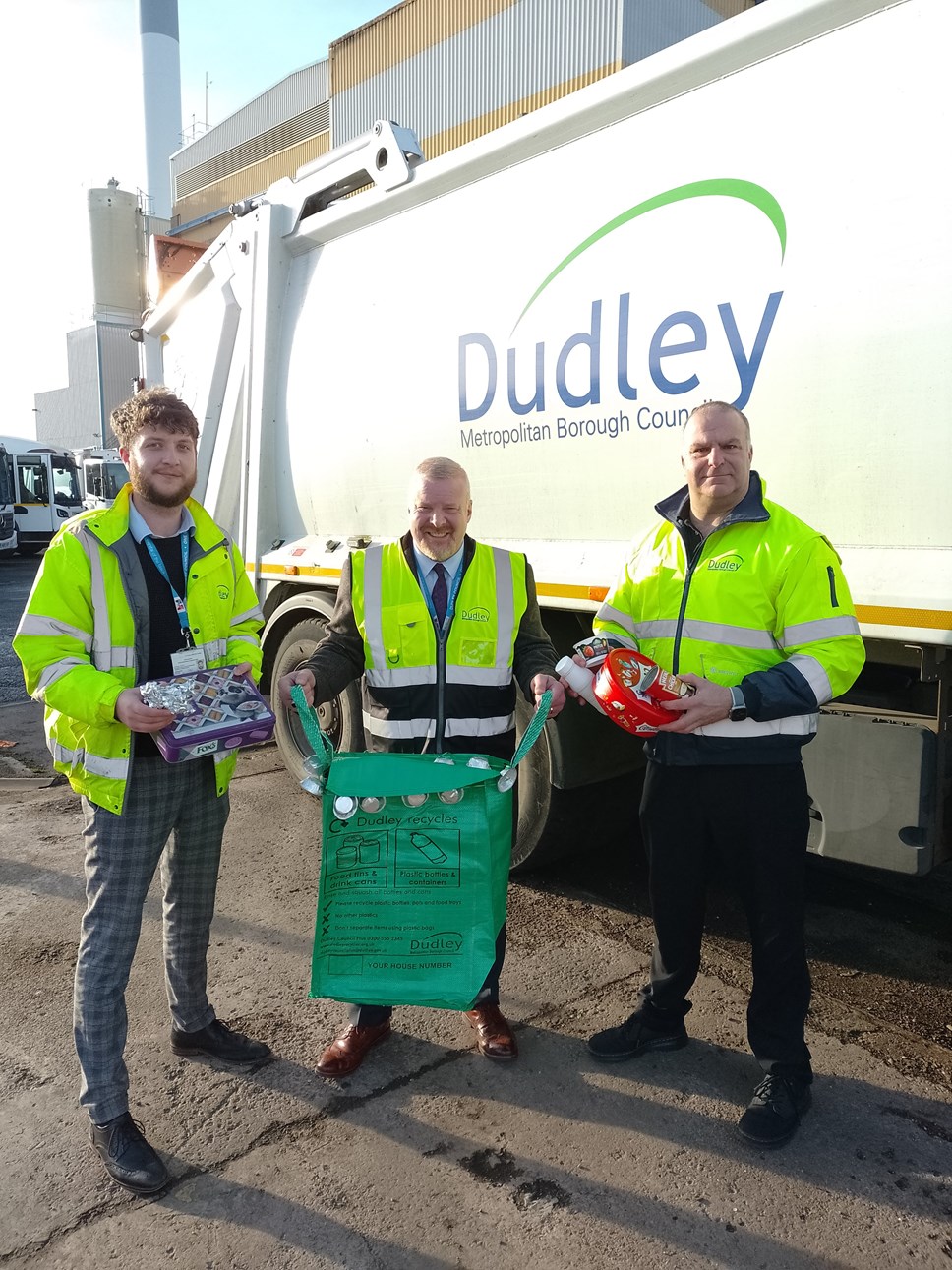 plastic and metals recycling cllr damian corfield and staff Dudley