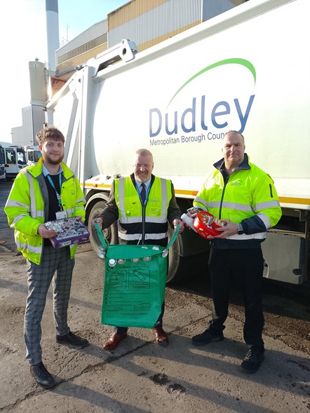 plastic and metals recycling cllr damian corfield  and staff