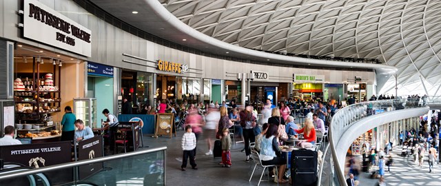 Food and drink in the western concourse