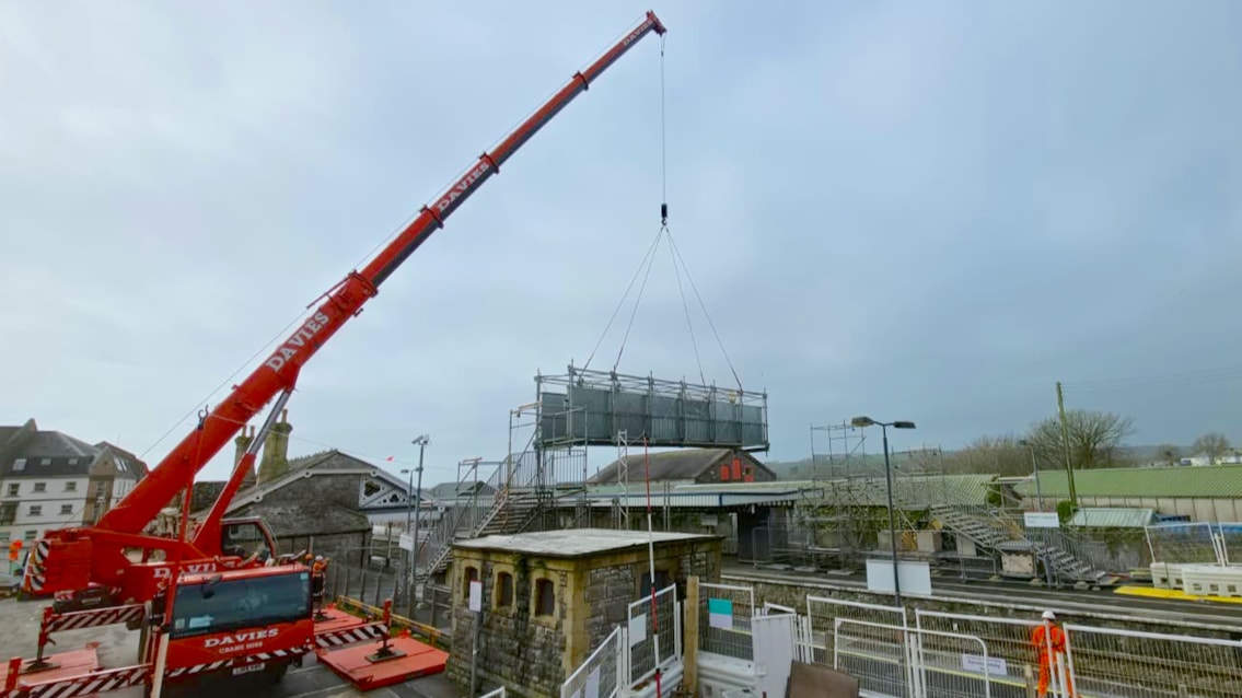 Major milestone reached as £8.3m accessibility upgrades progress at Tenby station: Tenby AfA temporary bridge install-4