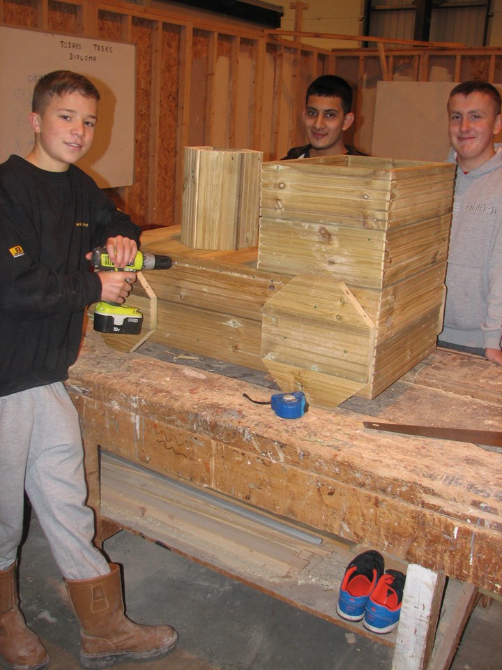 Blackrod station planters: l-r

Jake Orchard (16) who first had the idea of creating the station planters, with fellow students Waqas Akhtar (15) and Joshua Rothwell-Poole at the POWERWAVE Skills Centre in Rivington. (Nov 2012)