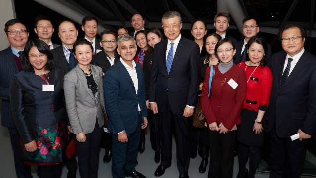 Mayor strengthens trade and investment links with China: 113298-640x360-chineseinvestorevent3.jpg
