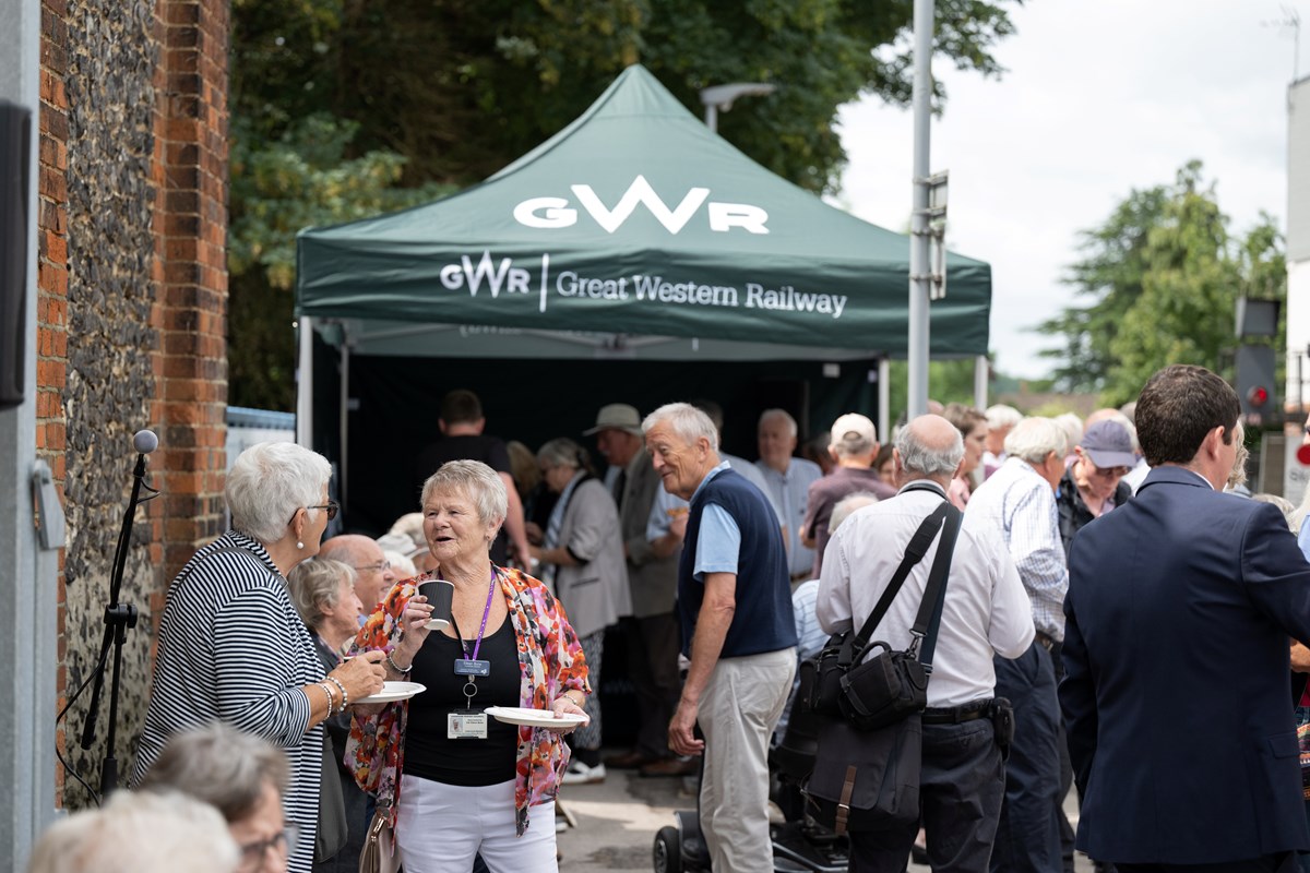 SWNS GWR BOURNE END STATION 58