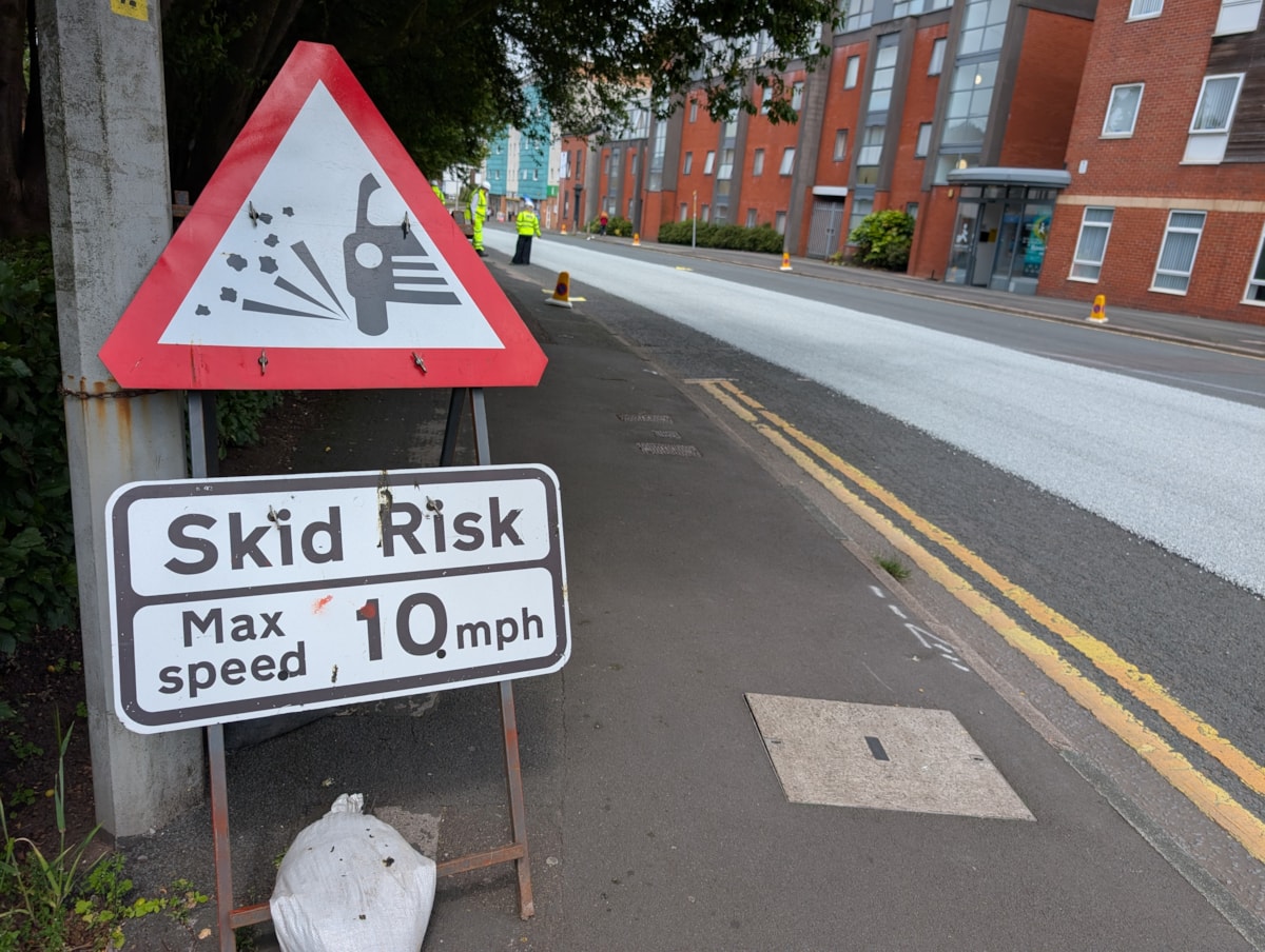 Surface dressing sign
