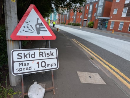 Surface dressing sign