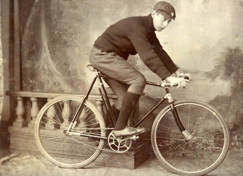Saddle up for celebration of vintage cycling style on TdY weekend: cyclistinkneebreechesandpeakedcap1905-2.jpg