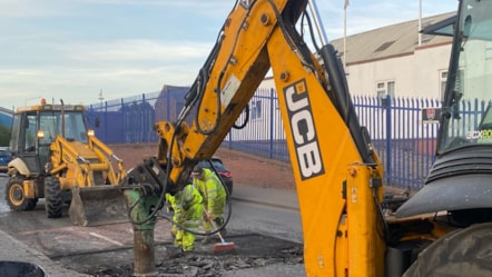 Night time blitz on potholes in Peartree Lane - Pic 1
