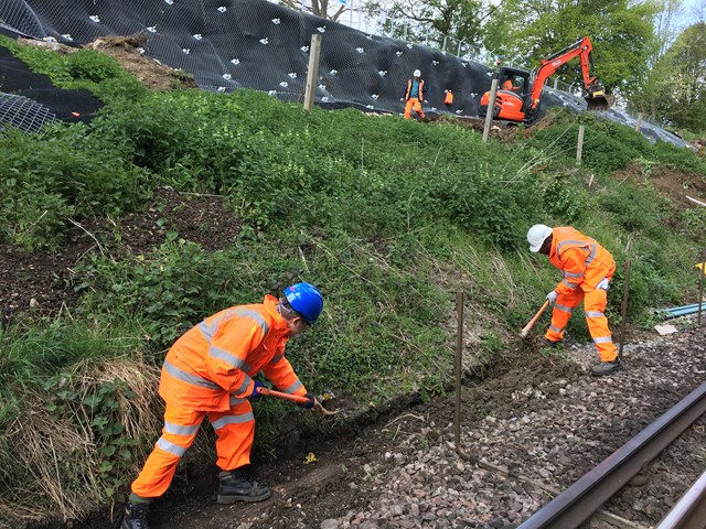 REMINDER: South East London and North Kent passengers urged to prepare if heading to the coast this weekend: South East - Easter - Maidstone