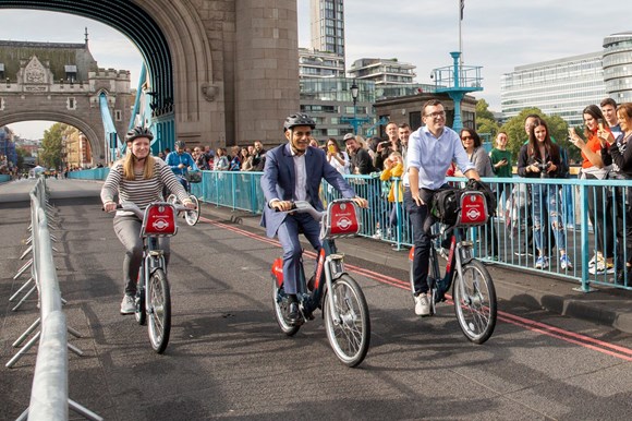 pn002 - September 2019 - The Mayor opens London's biggest Car Free Day