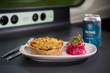 Avanti West Coast Tilting Ale Pie 2