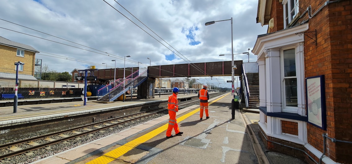 Current Harlington station footbridge to be replaced, Network Rail