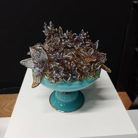 Flower Bowl, glass sculpture, bown and sculpted by Elliot Walker