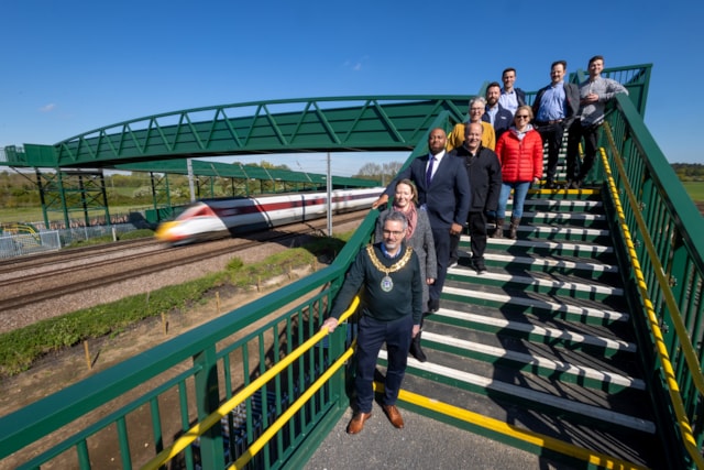 Representatives of Network Rail, Central Beds Council, and Story Contracting at the opening Lindsells Bridge (1): Representatives of Network Rail, Central Beds Council, and Story Contracting at the opening Lindsells Bridge (1)